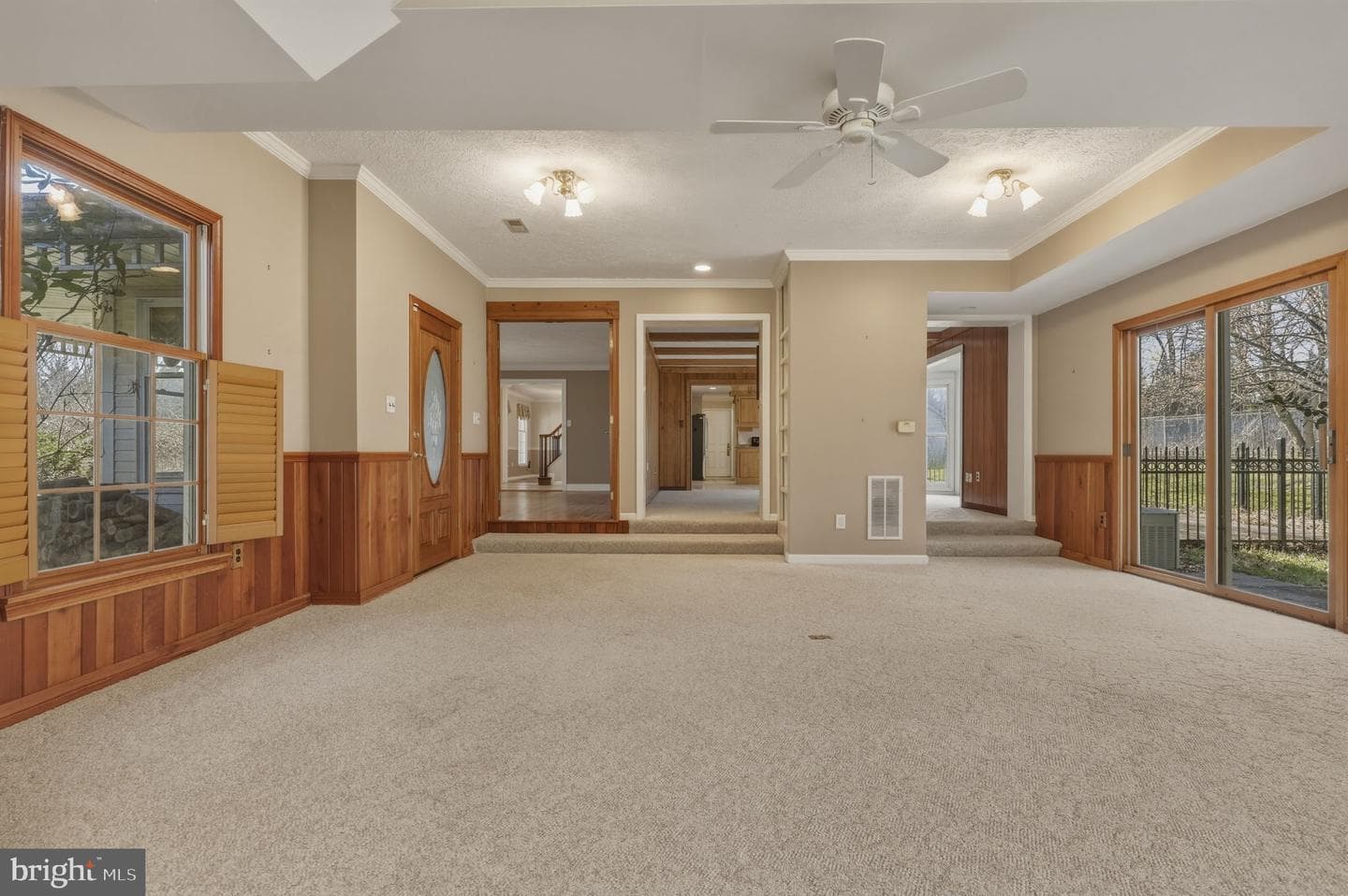 5905 Kim Court photo 14