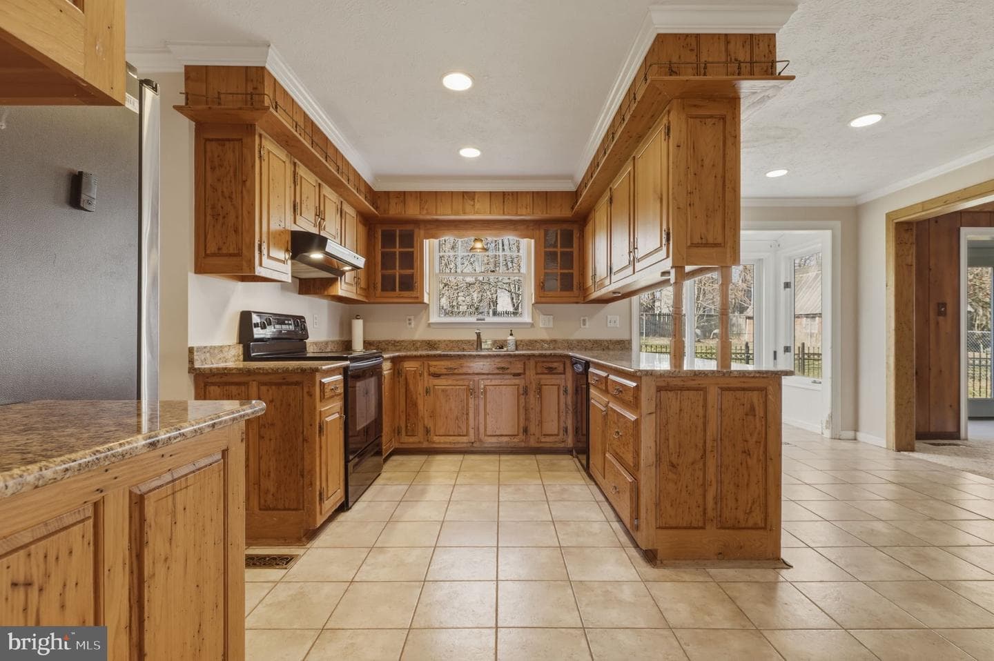 5905 Kim Court photo 21
