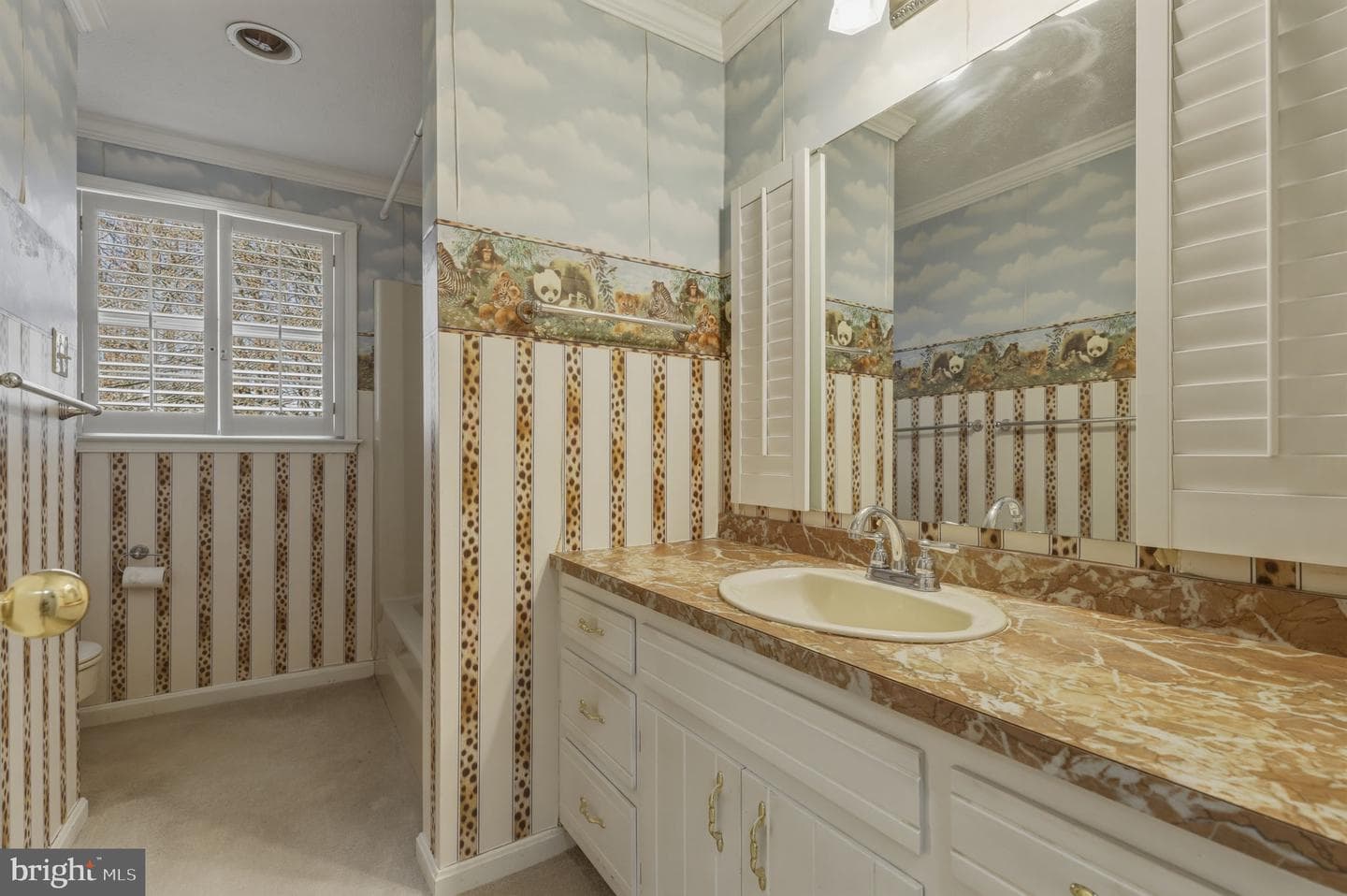 5905 Kim Court photo 32