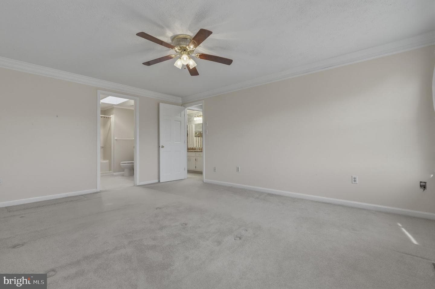 5905 Kim Court photo 35