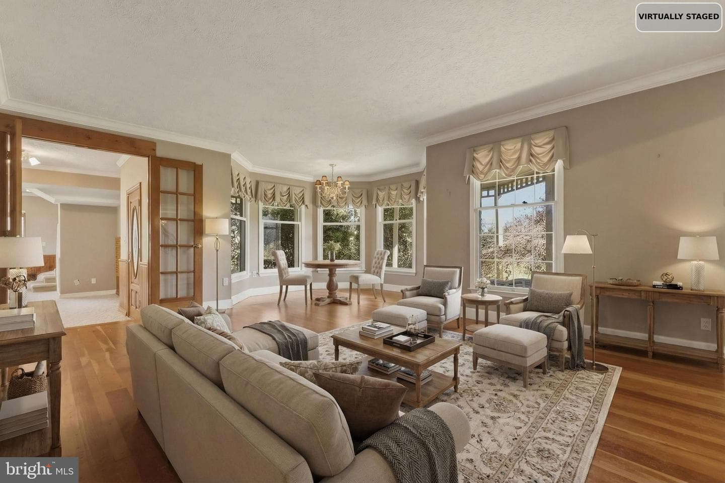 5905 Kim Court photo 7