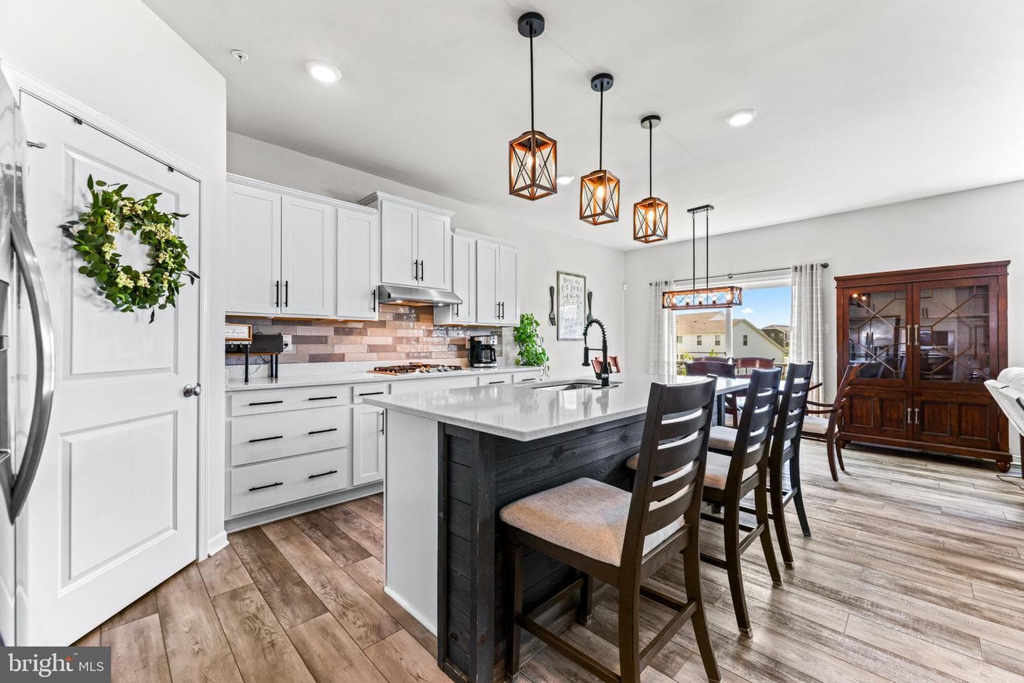 721 Scarlet Sky Drive photo 3