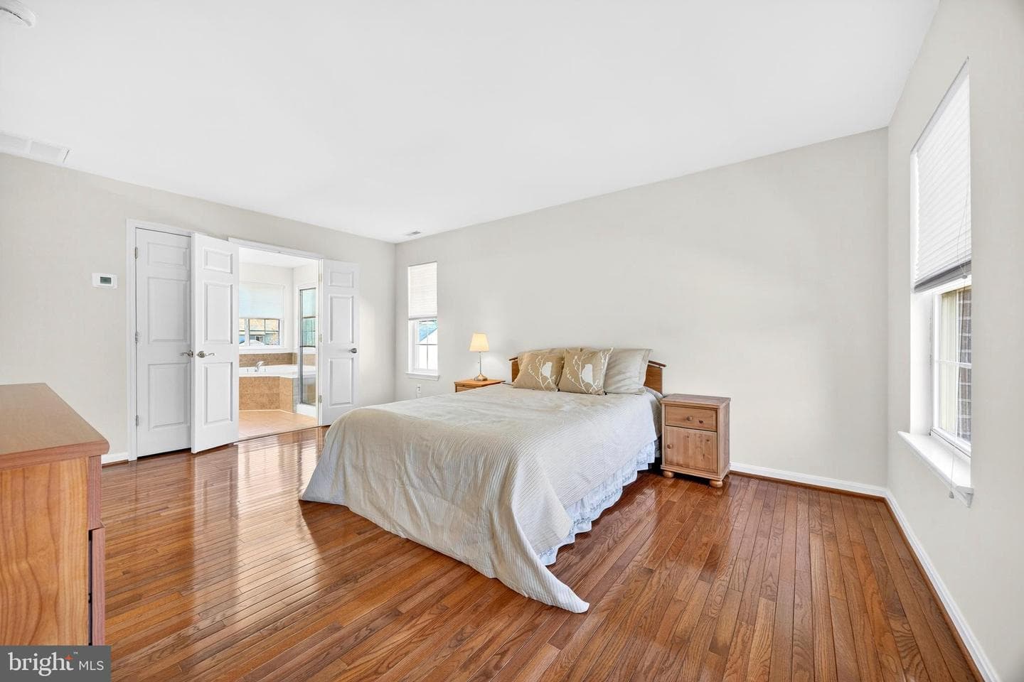 641 Lynn Way photo 11
