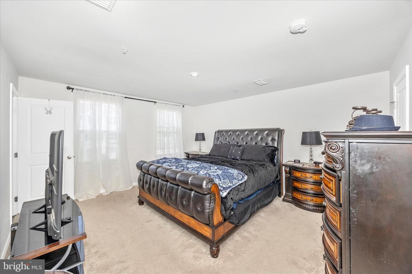 106 Butterfield Avenue photo 19