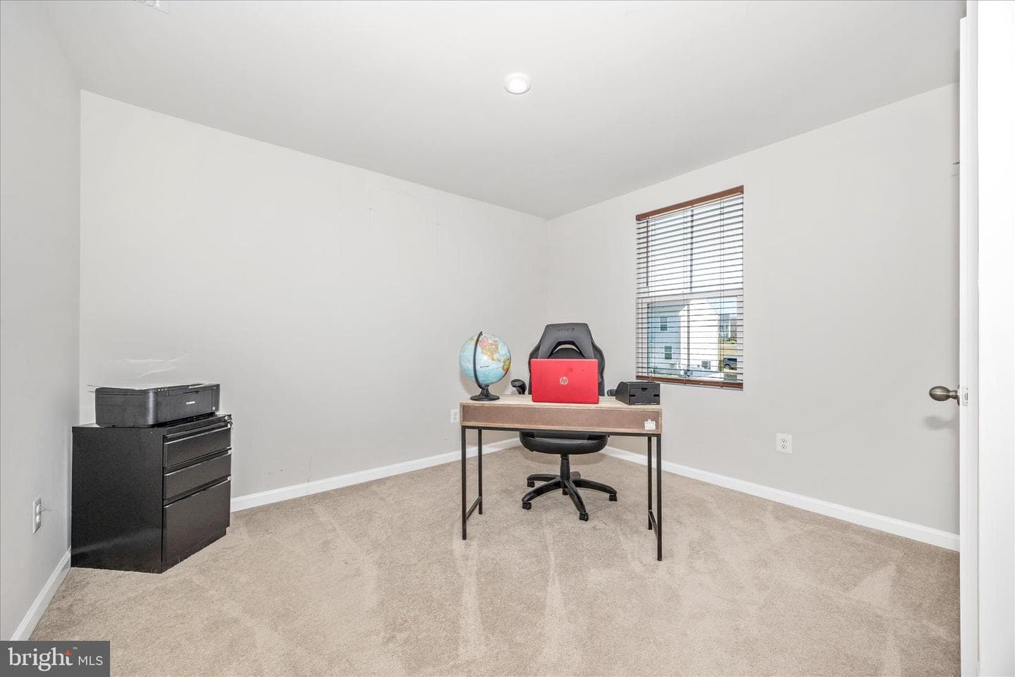 106 Butterfield Avenue photo 26