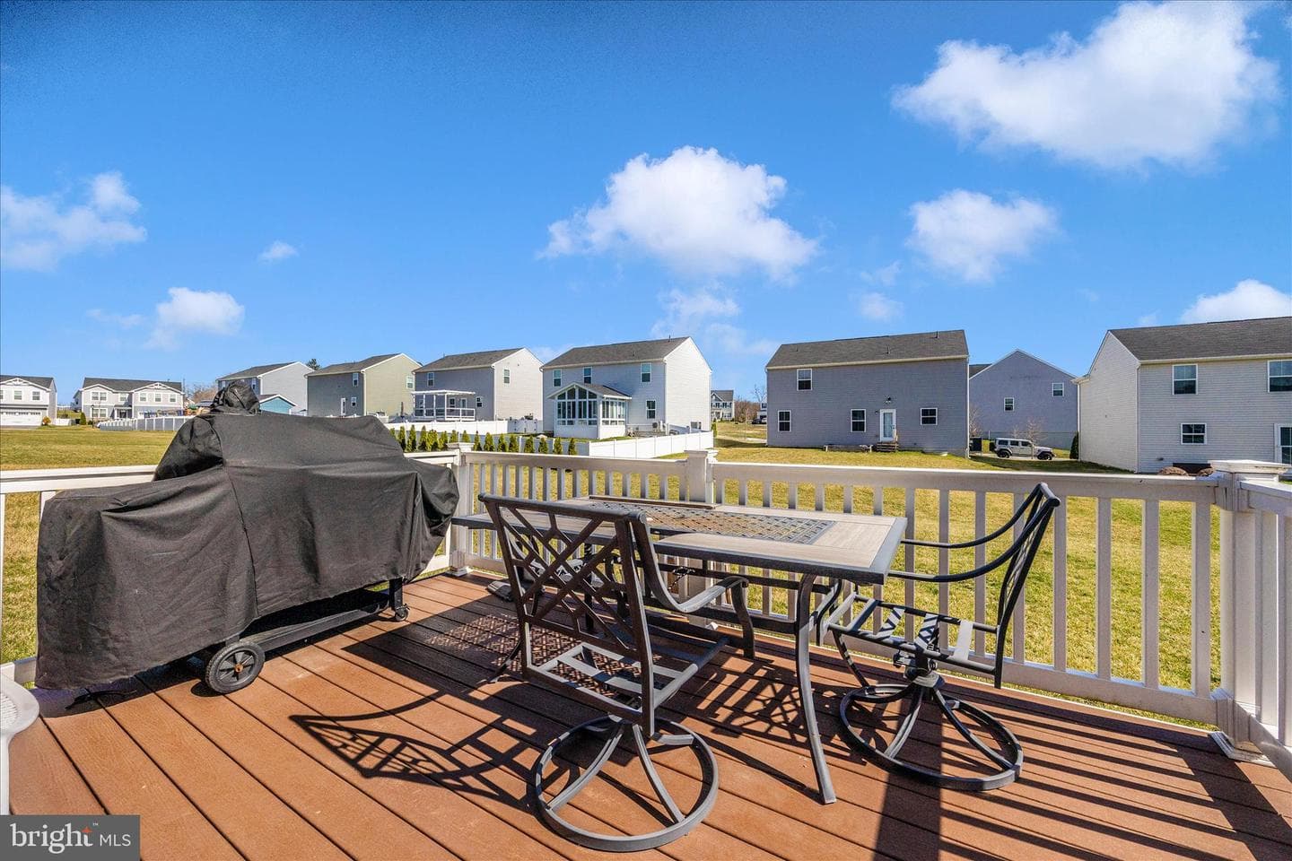 106 Butterfield Avenue photo 44