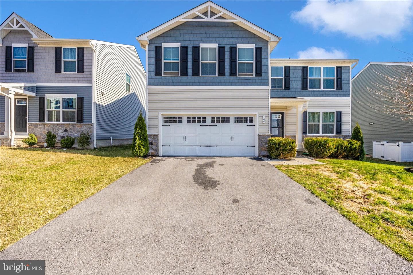 106 Butterfield Avenue photo 49