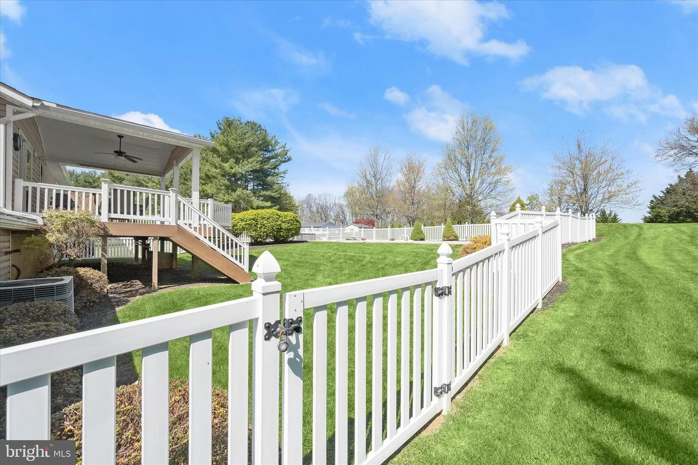 3002 Glenvue Drive photo 48