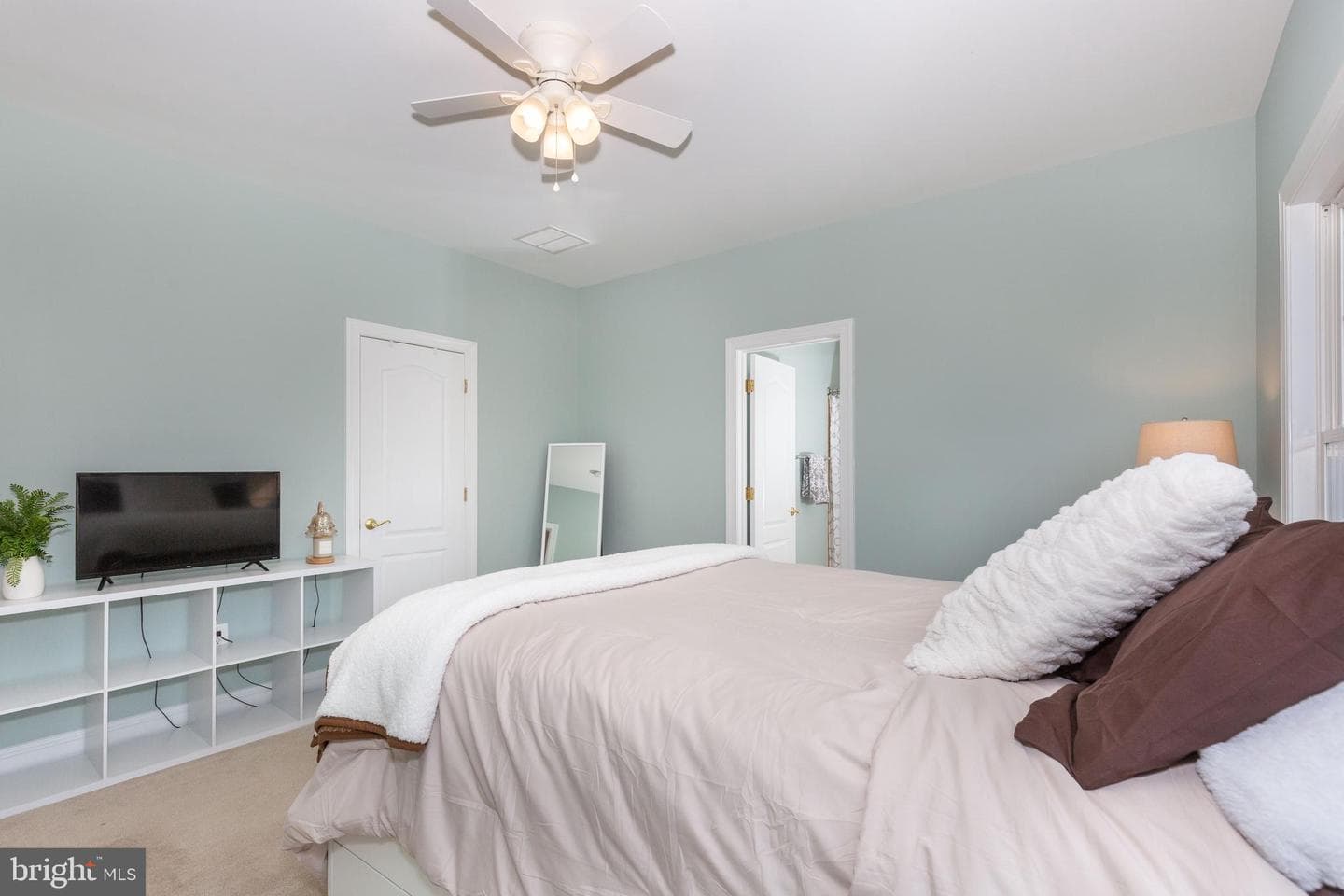 5623 Weatherby Drive photo 64