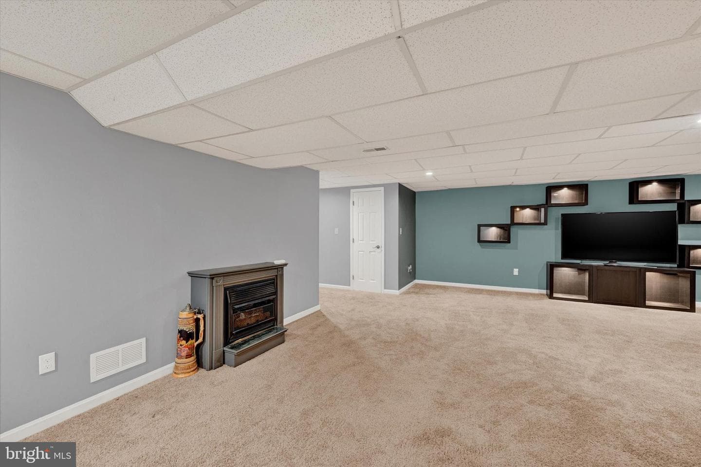 4296 Wolf Hill Drive photo 31