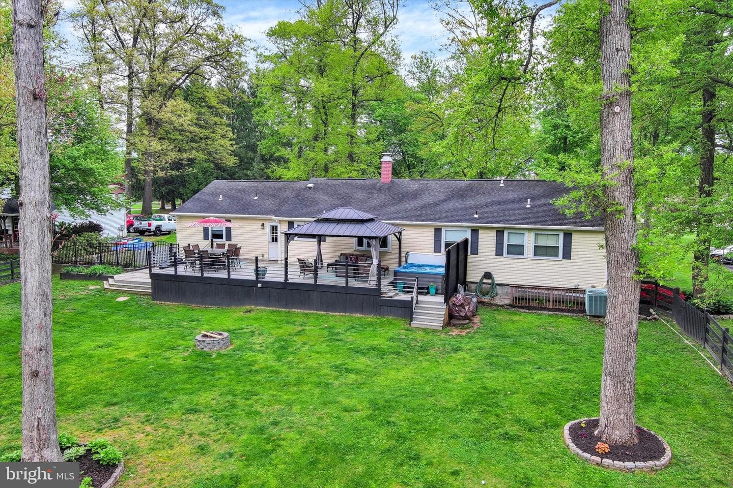 4296 Wolf Hill Drive photo 47