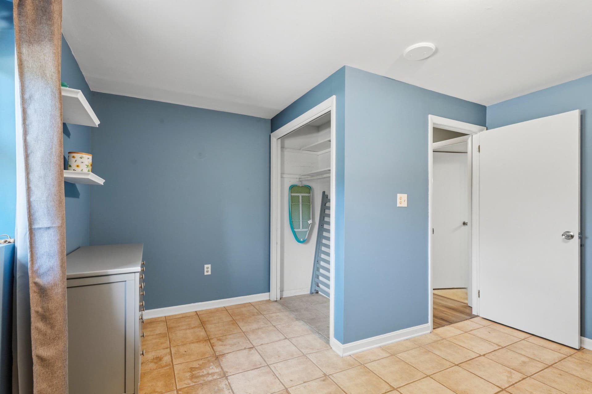 1618 Valley Drive photo 25