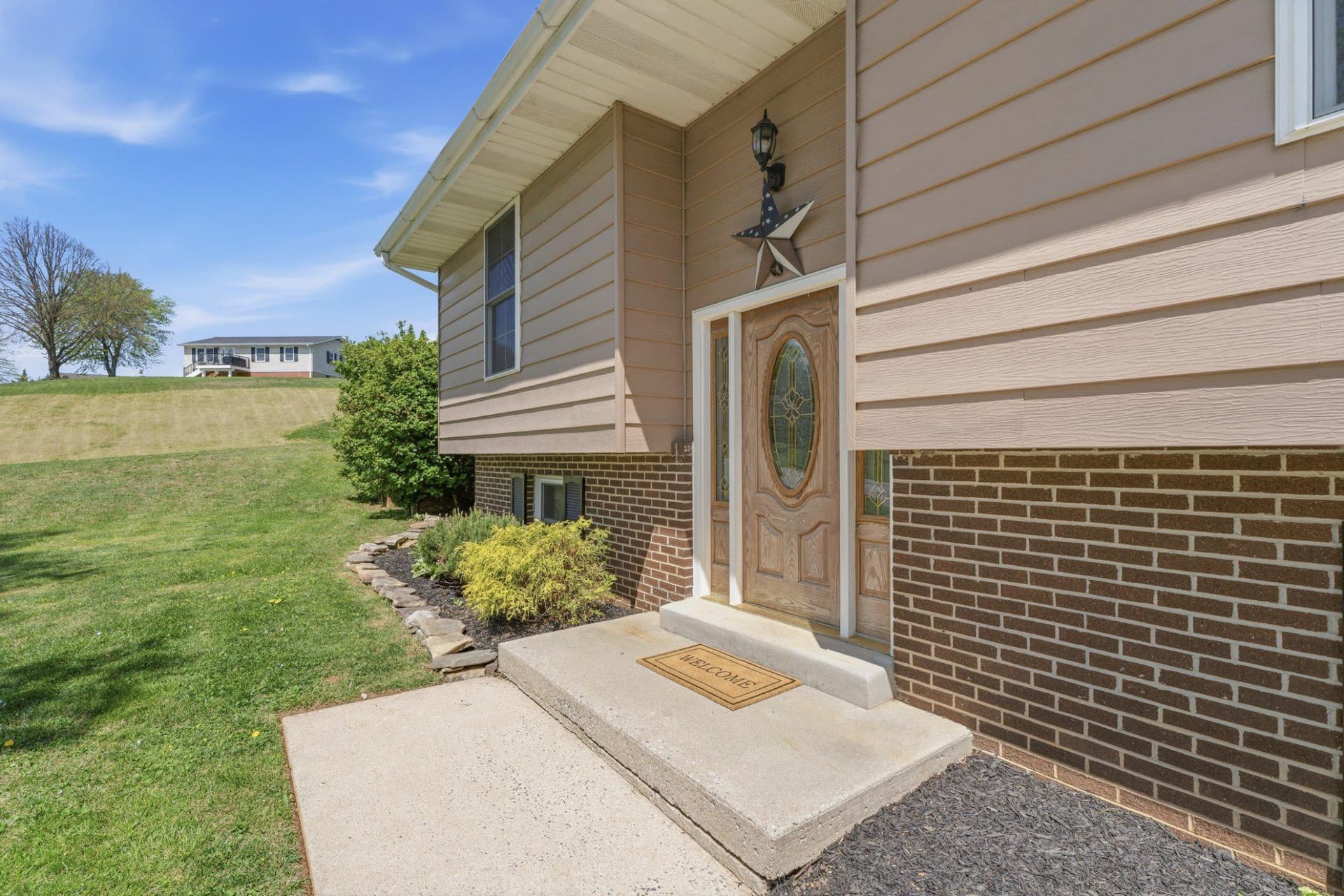 1618 Valley Drive photo 5