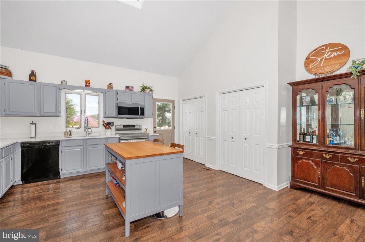 1345 Wakefield Valley Road photo 12