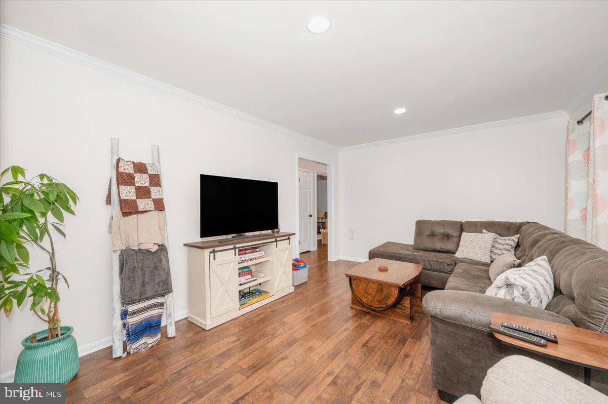 1345 Wakefield Valley Road photo 4