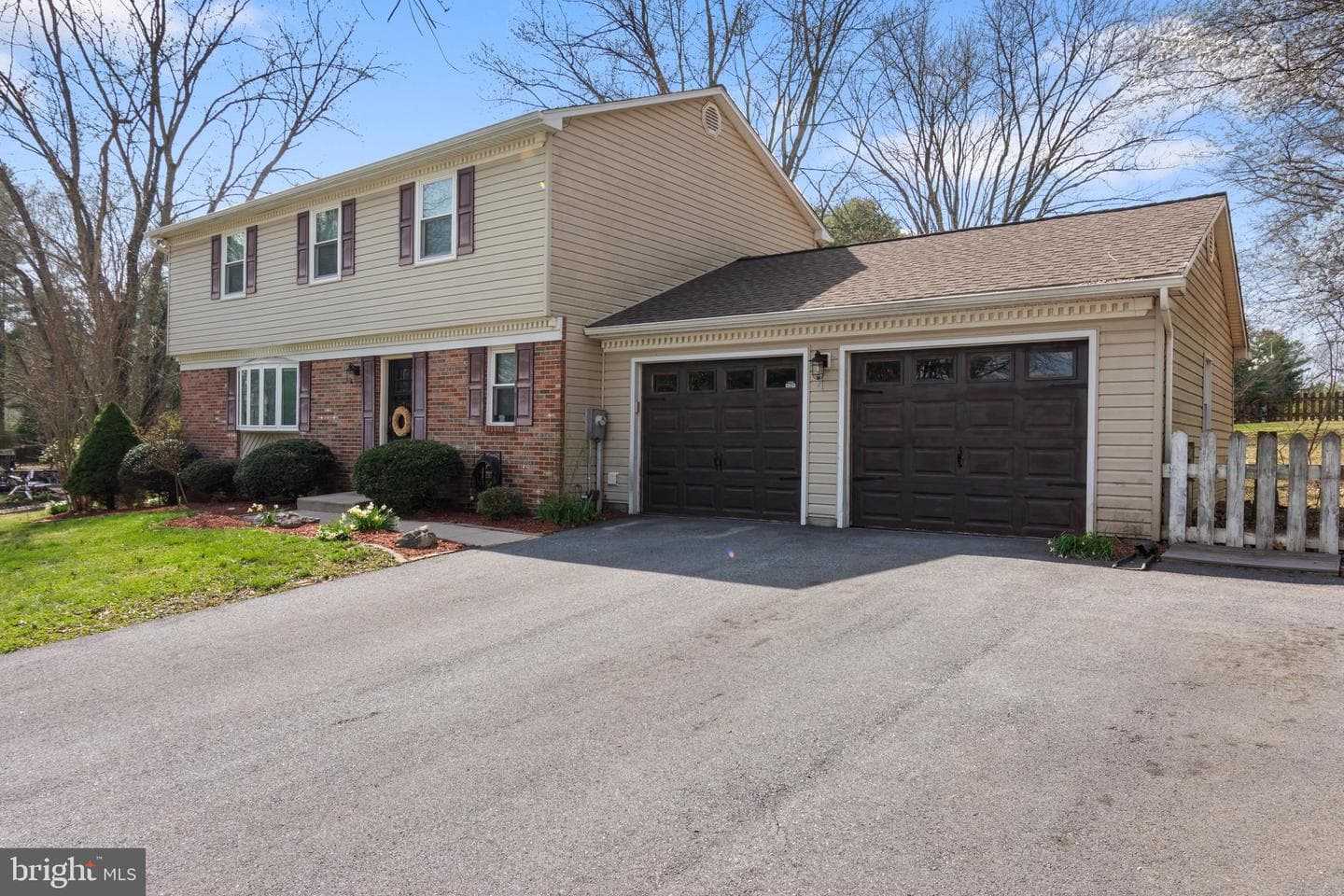 2314 Sandel Lane photo 2