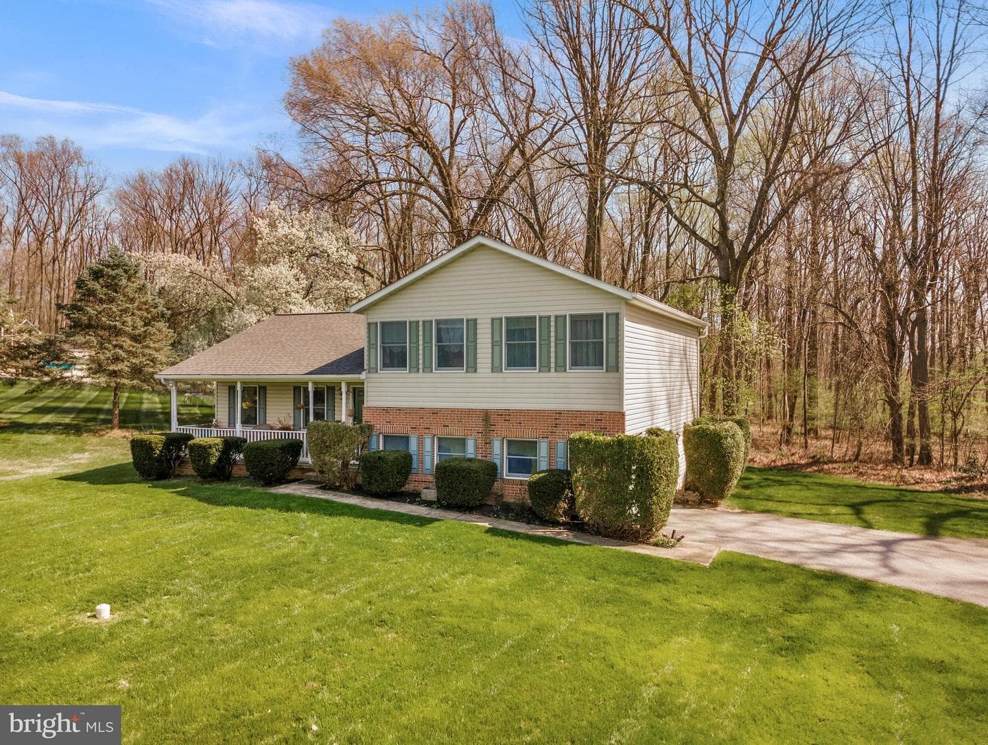 1235 Teresa Drive photo 5