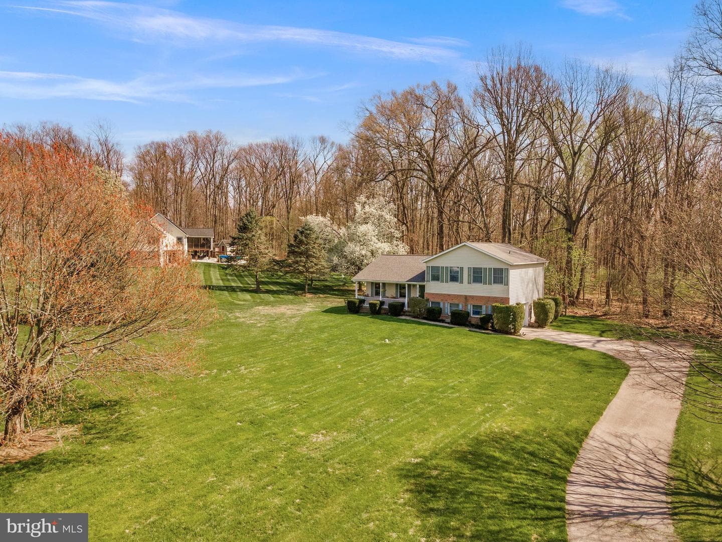 1235 Teresa Drive photo 6