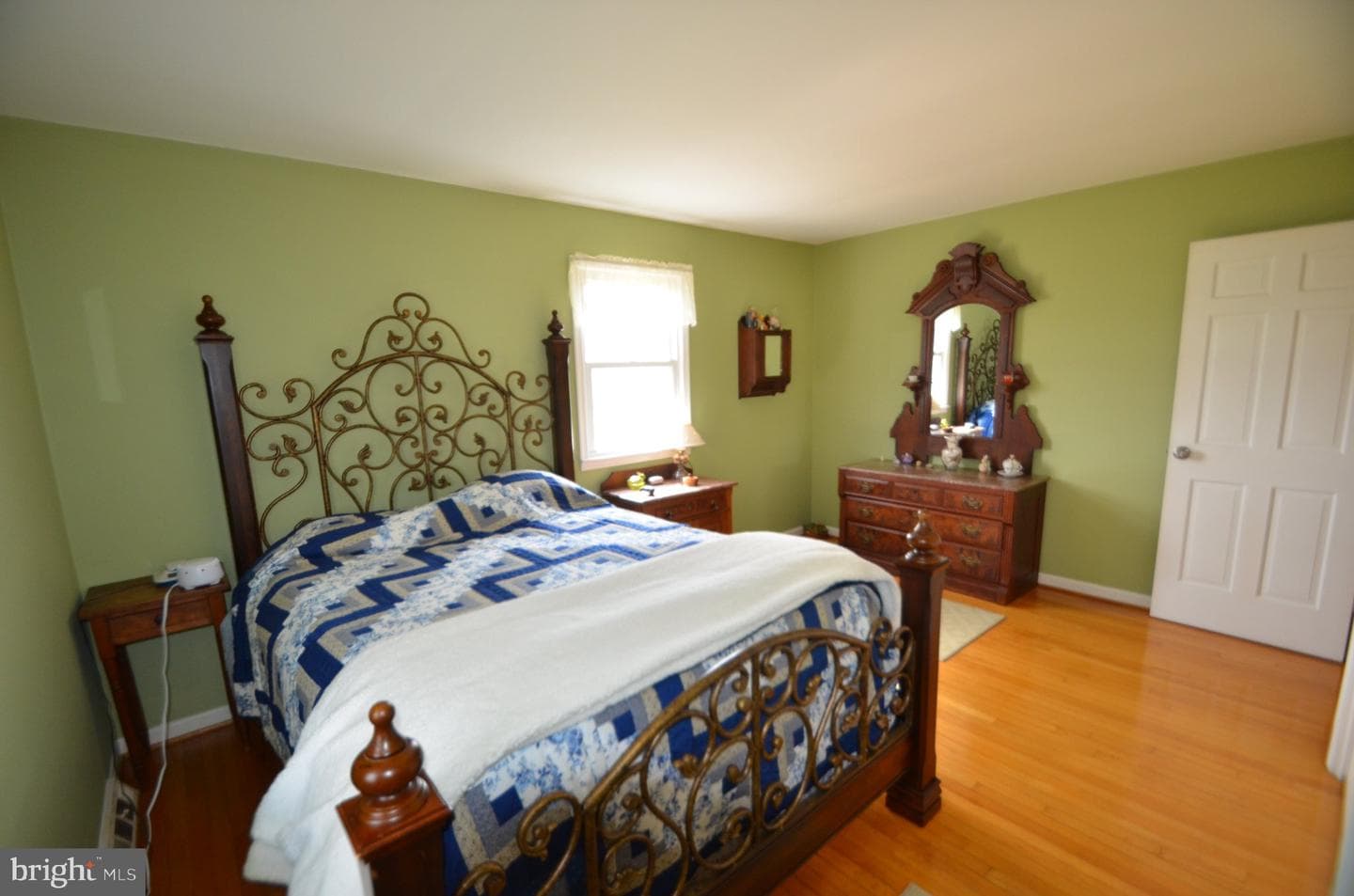 901 Lee Avenue photo 47