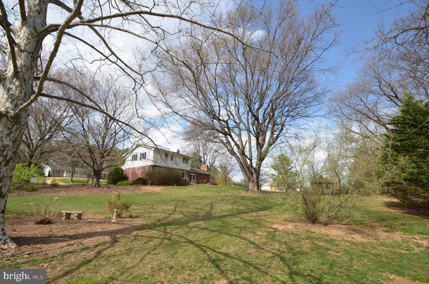 901 Lee Avenue photo 8