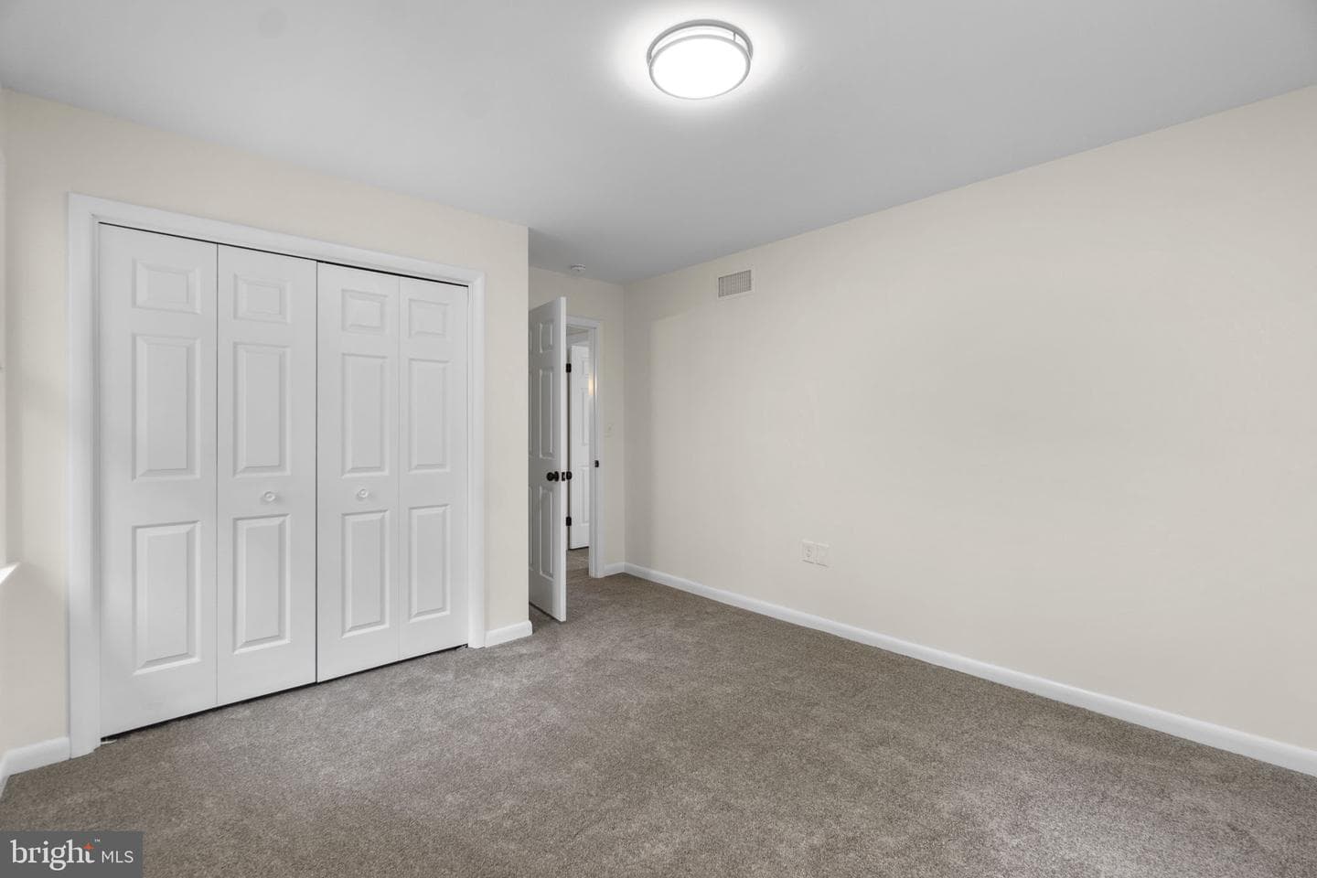 2734 Deer Park Road photo 23
