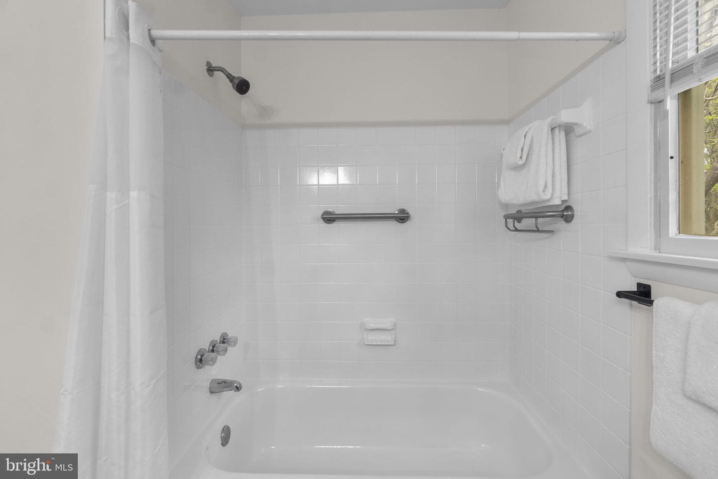 2734 Deer Park Road photo 28