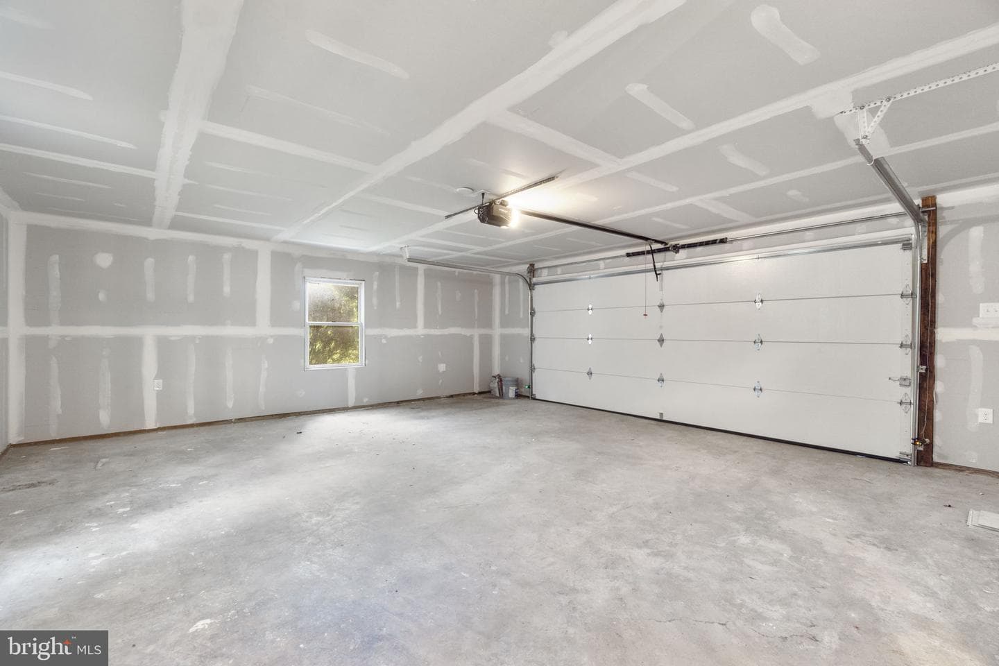 2734 Deer Park Road photo 34