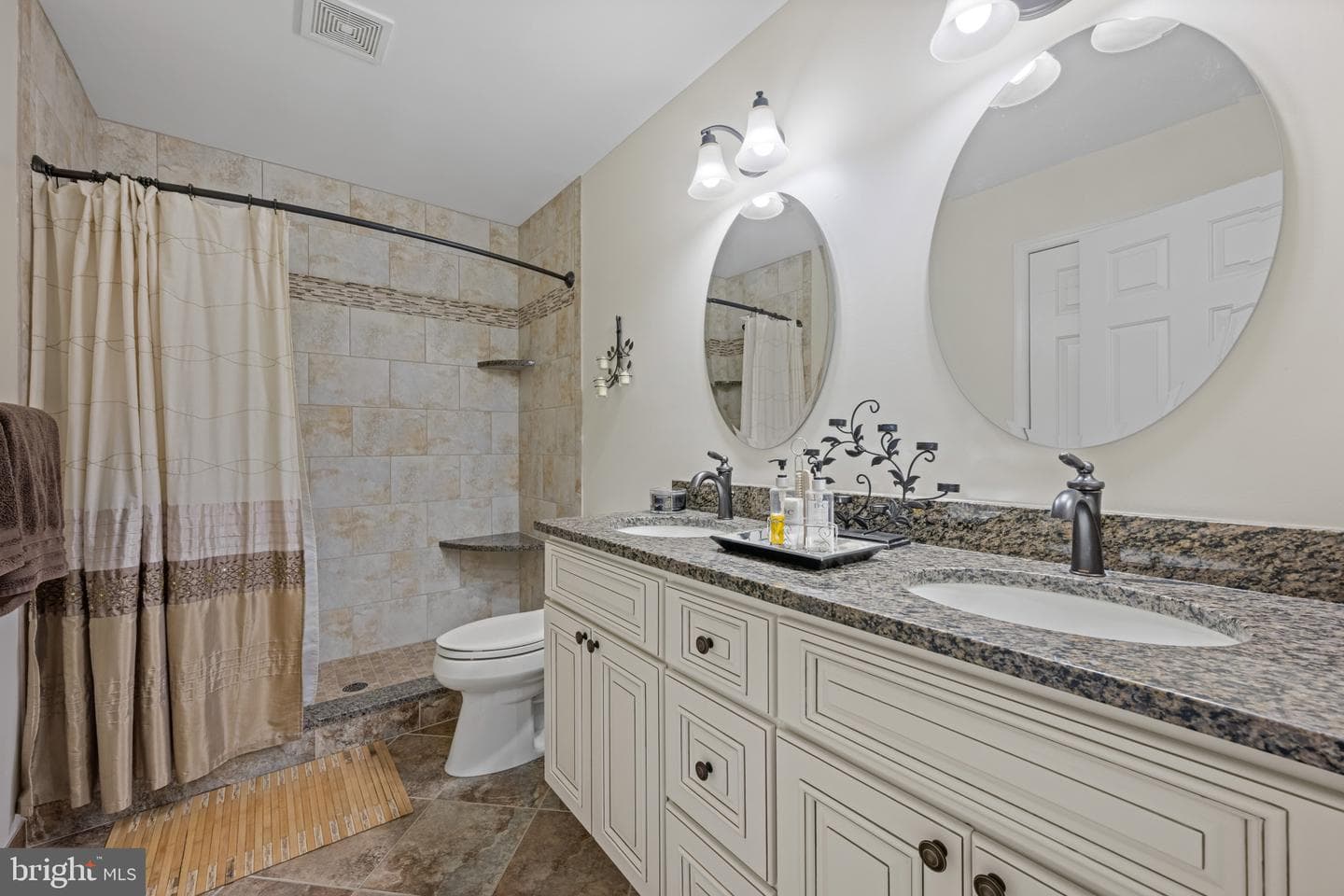 3070 Hughes Road photo 27
