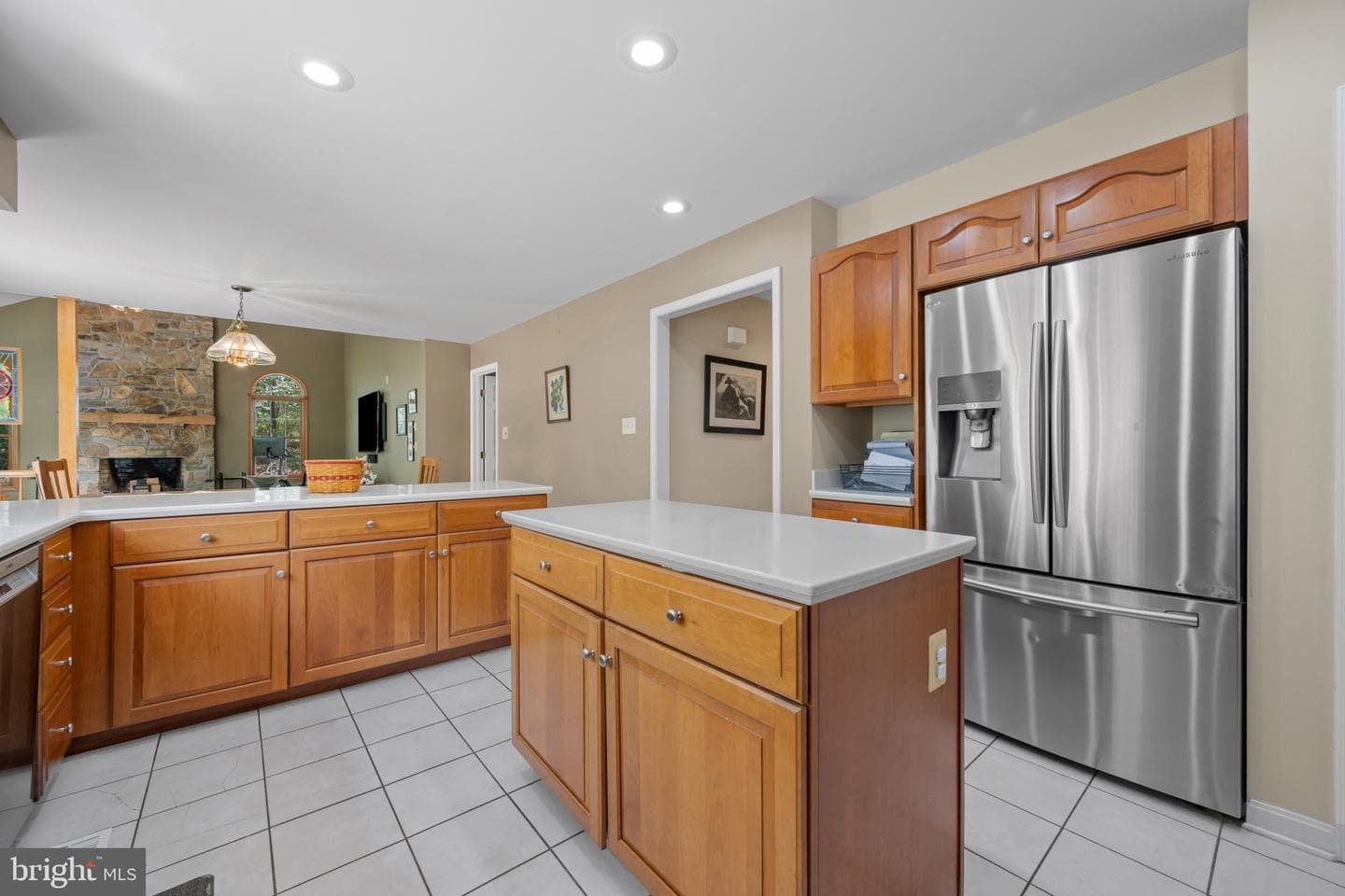 3070 Hughes Road photo 6