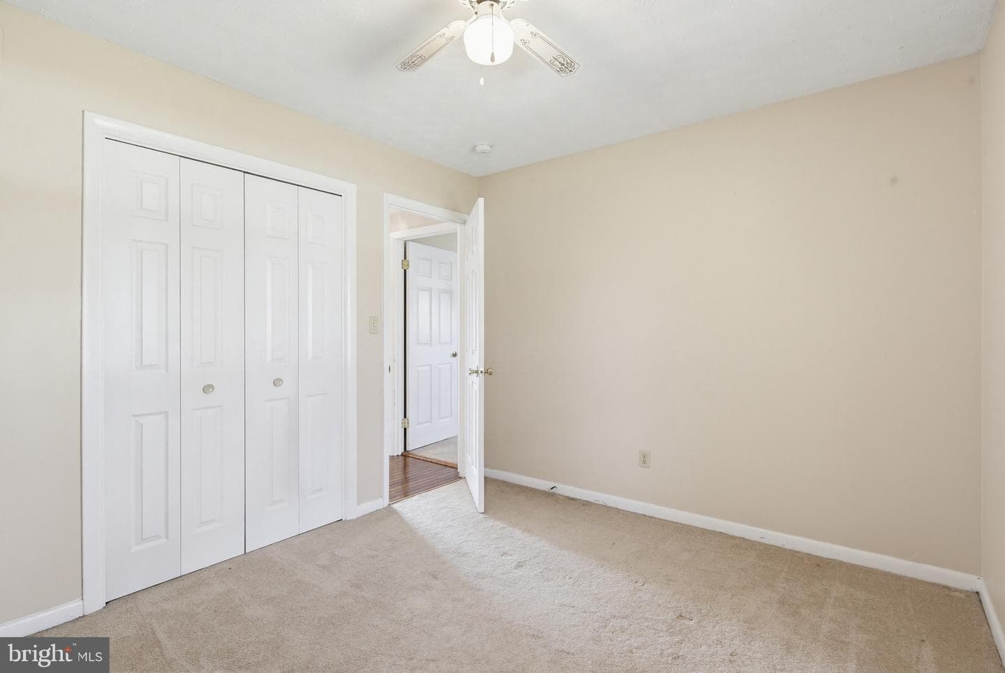 603 Yorkminster Court photo 14