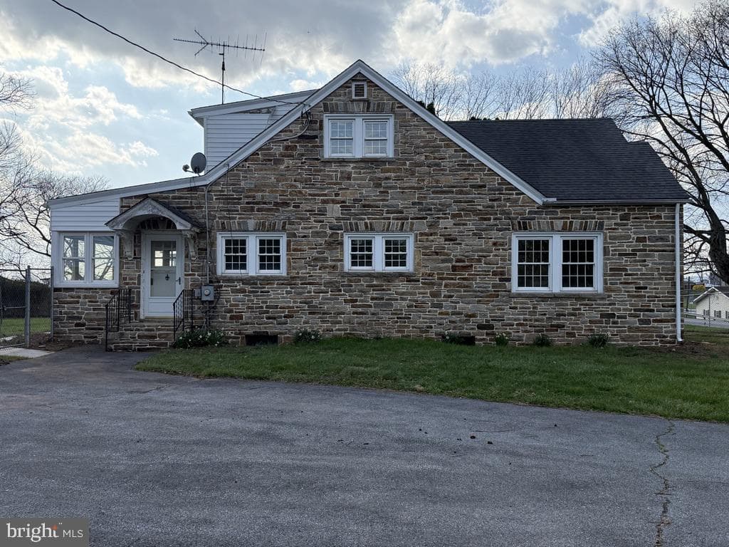 6245 Middleburg Road photo 12