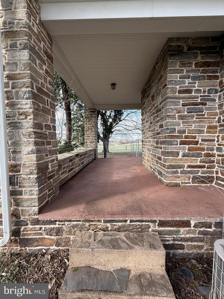 6245 Middleburg Road photo 31