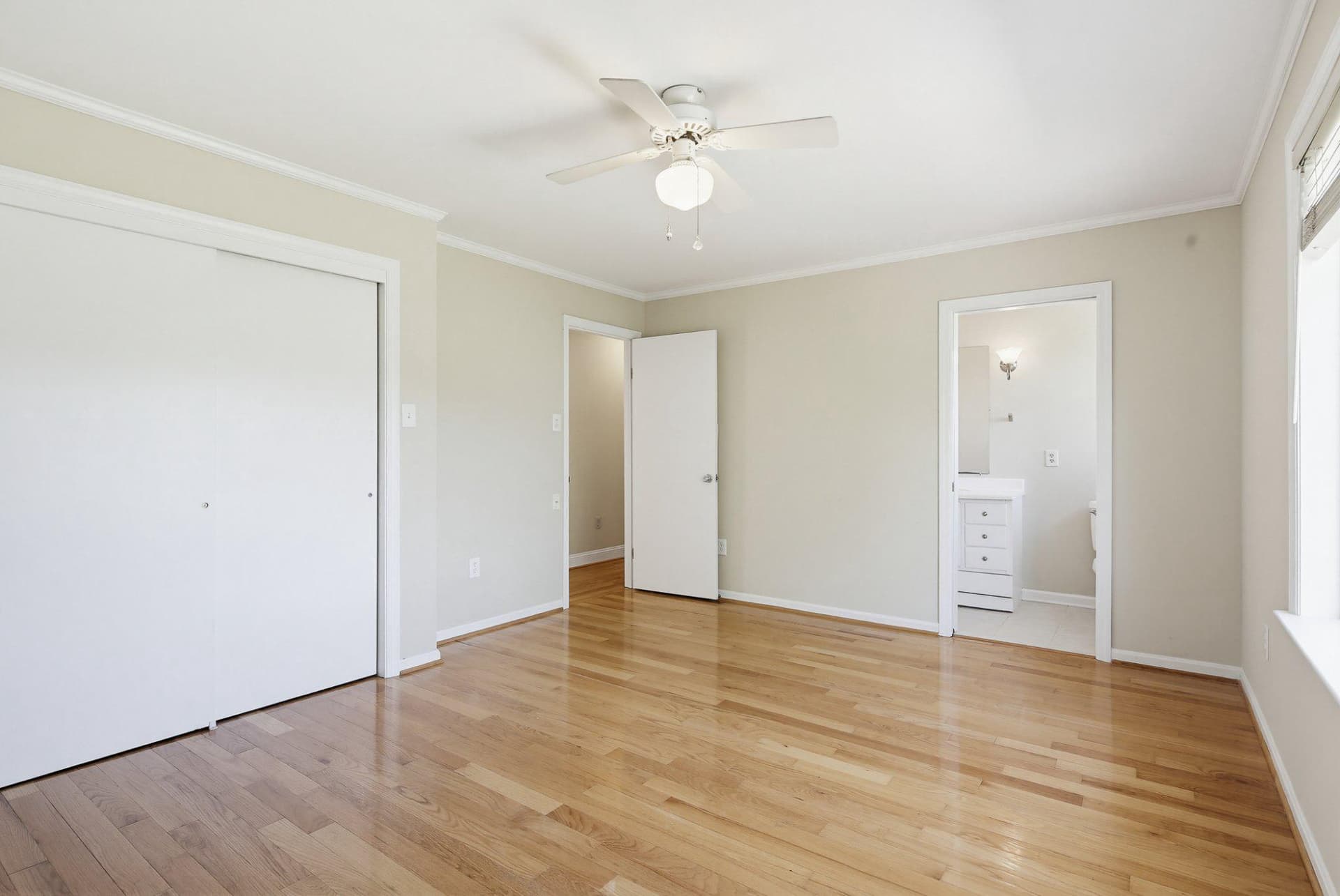 308 Avalon Lane photo 32