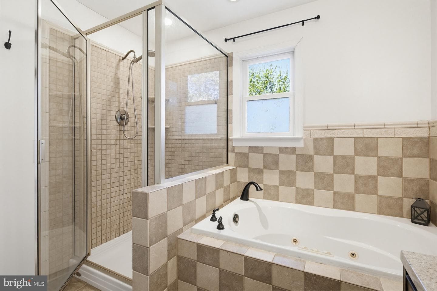6346 Barnett Avenue photo 25