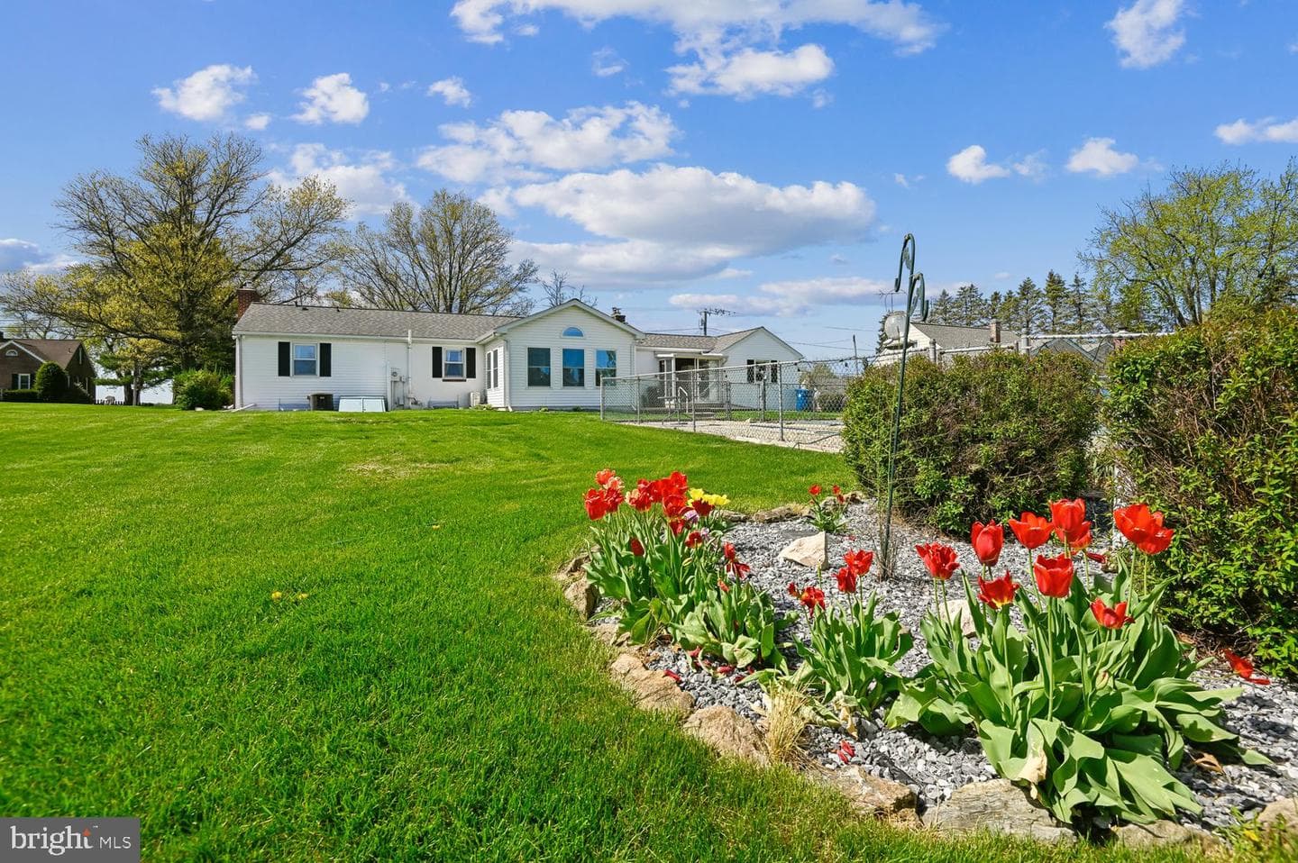 438 Hook Road photo 10
