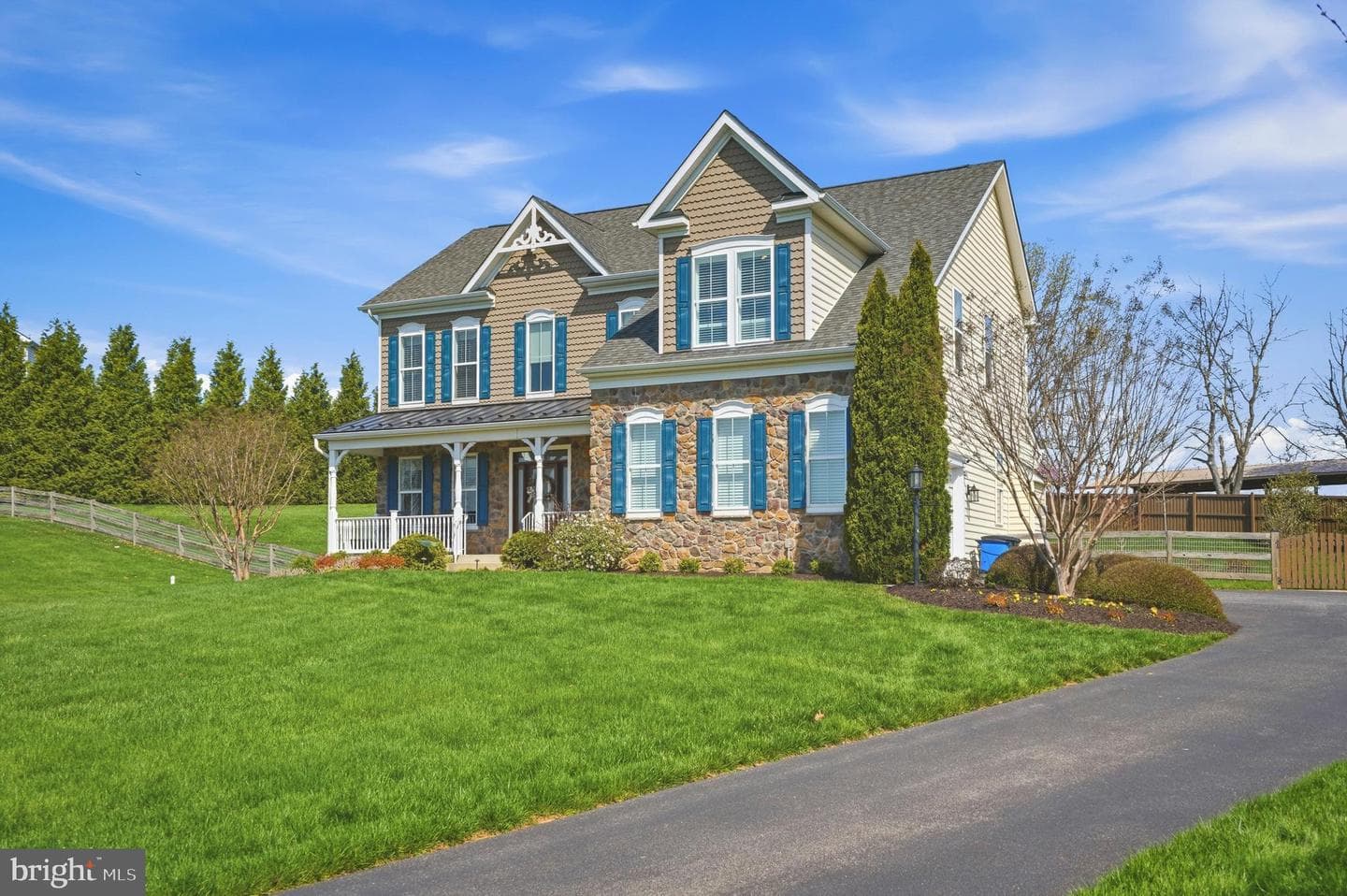 1264 Cambria Road photo 2