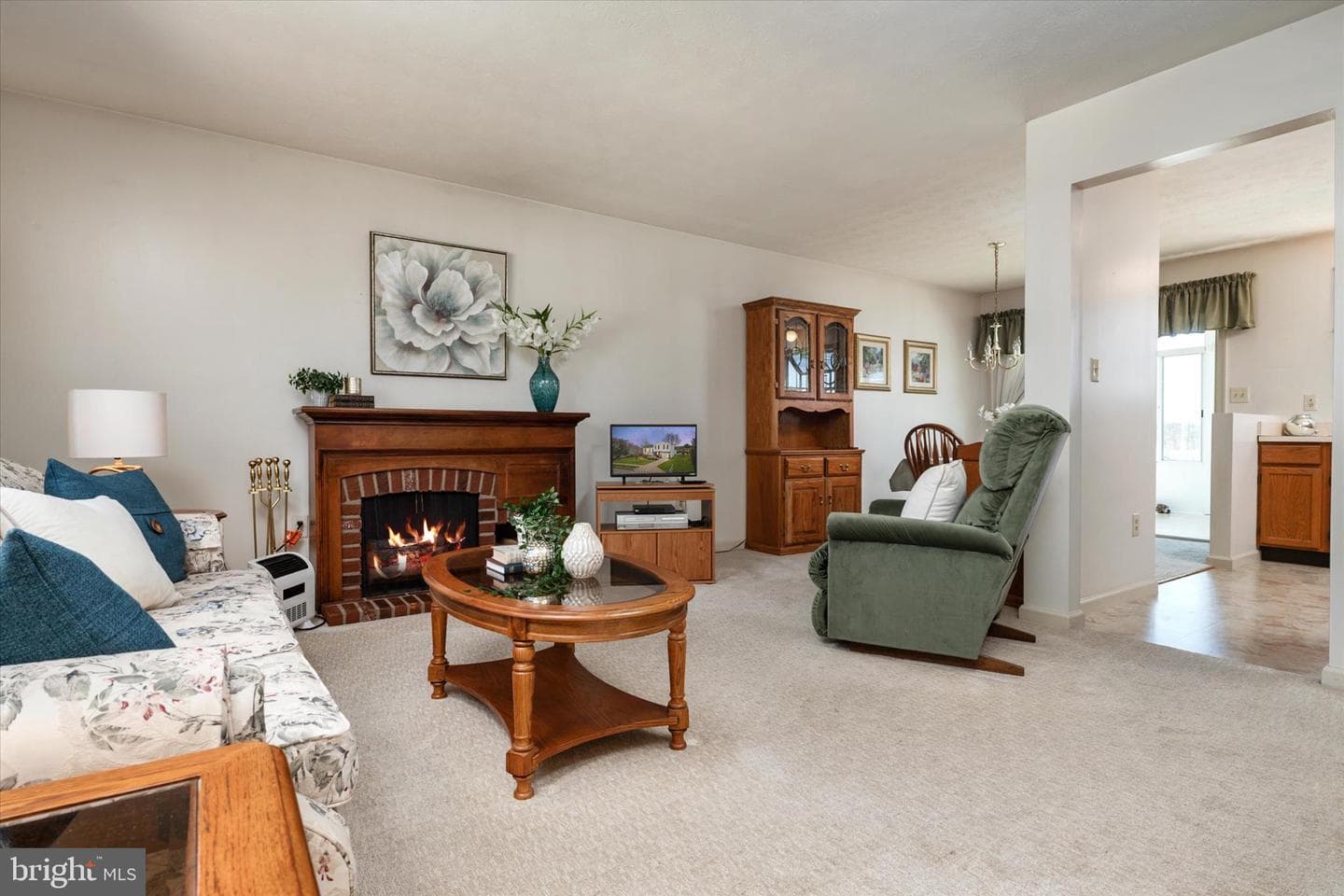 1198 N Carroll Street photo 4