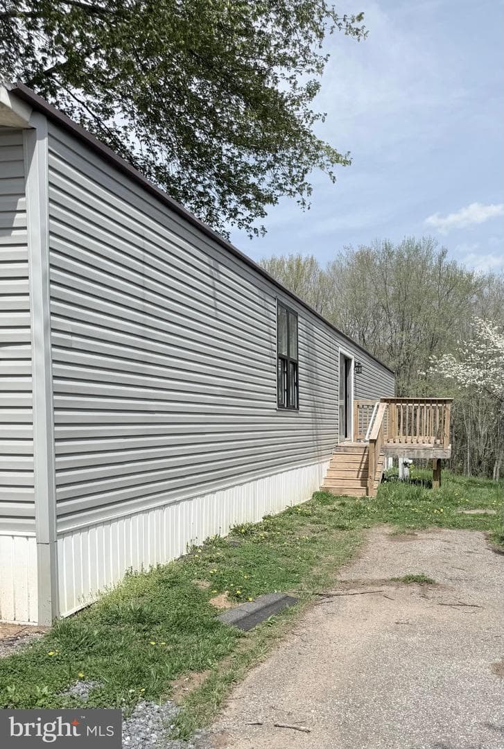 35 Mayer Dr W photo 1