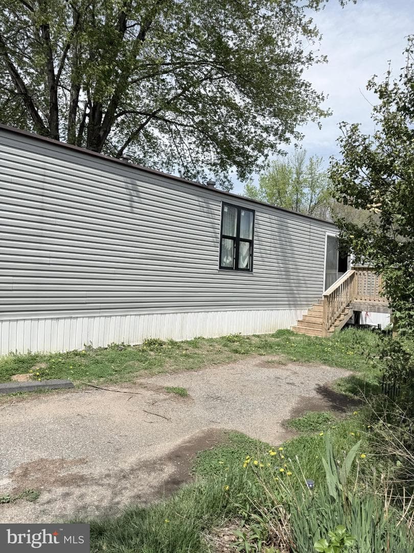 35 Mayer Dr W photo 8