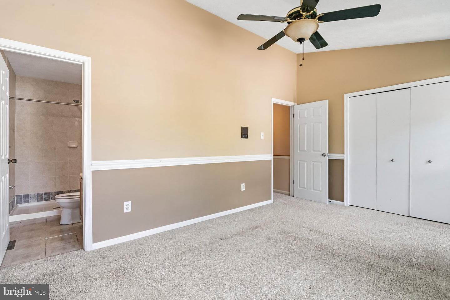 400 Doral Court photo 14