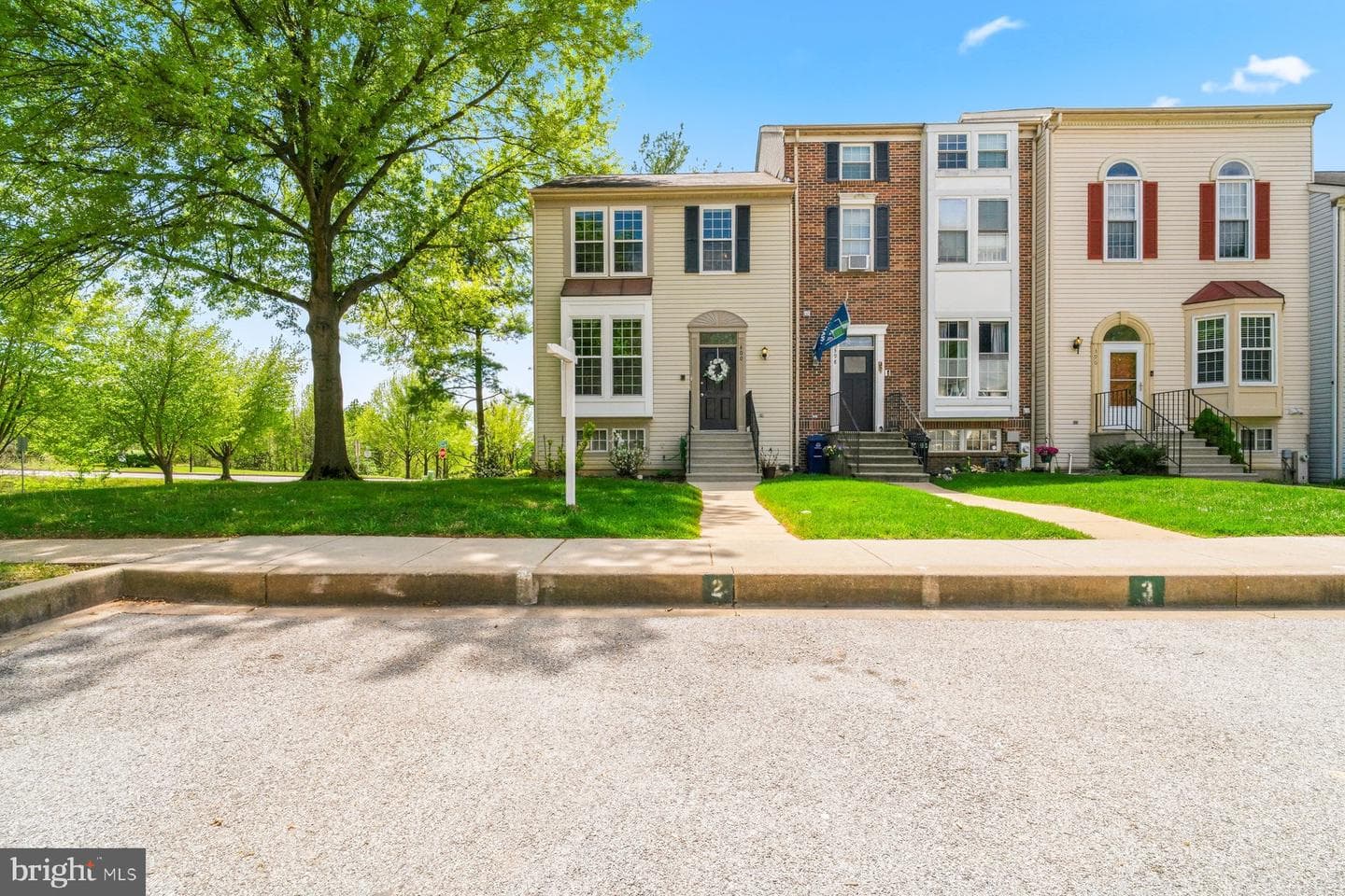 400 Doral Court photo 4