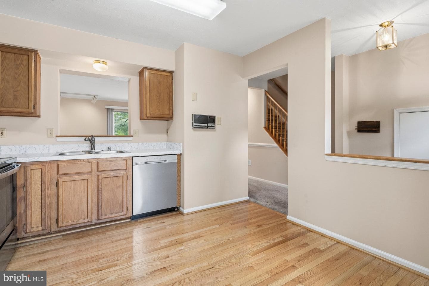 400 Doral Court photo 6