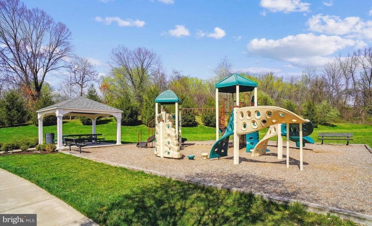 915 Magnolia Blossom Court photo 38