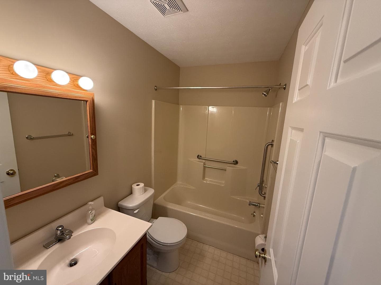 1576 Brimfield Circle photo 33