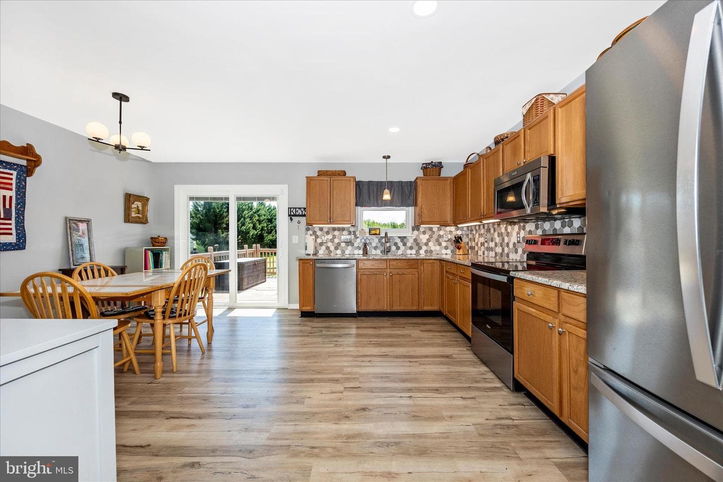 531 Trevanion Terrace photo 9