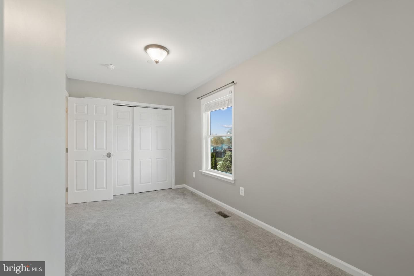 550 Yellow Lily Court photo 29