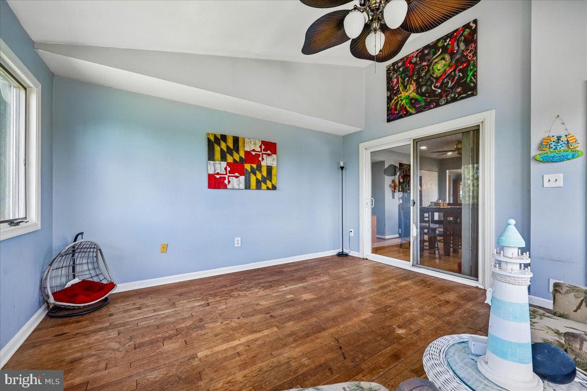 6648 Wind Ridge Rd photo 23