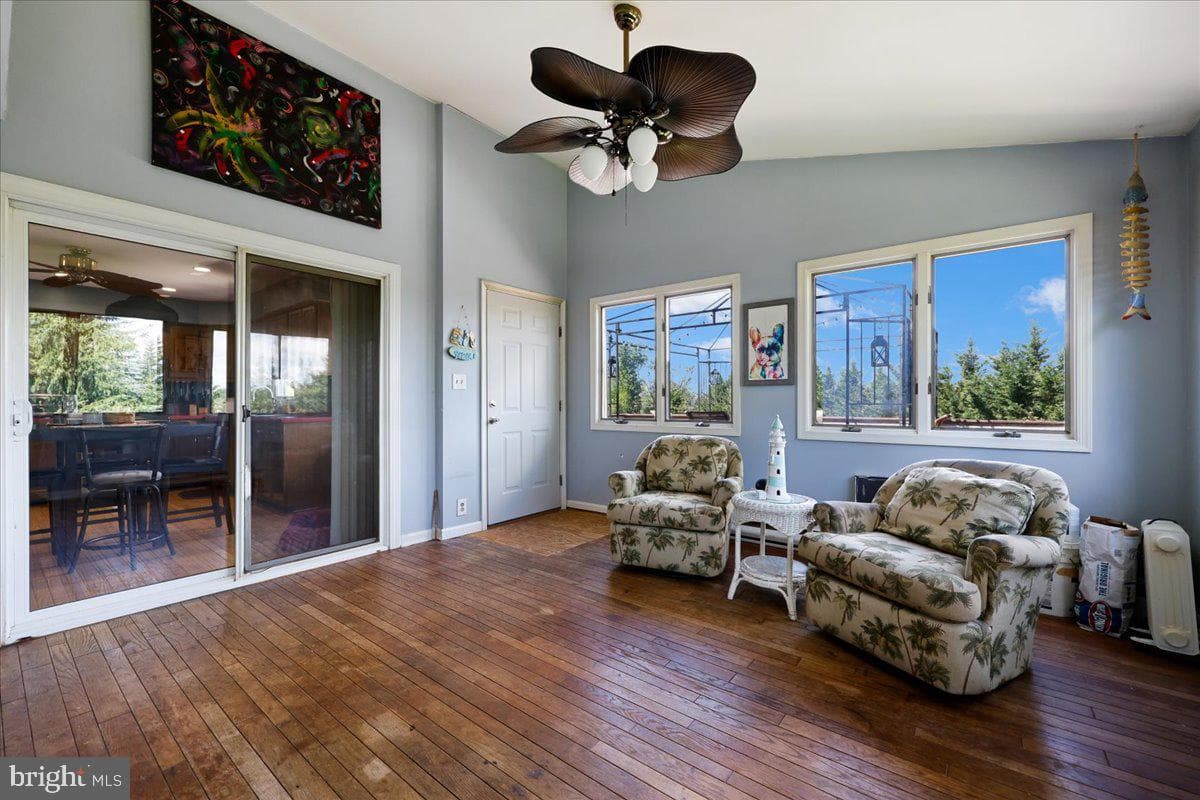 6648 Wind Ridge Rd photo 24