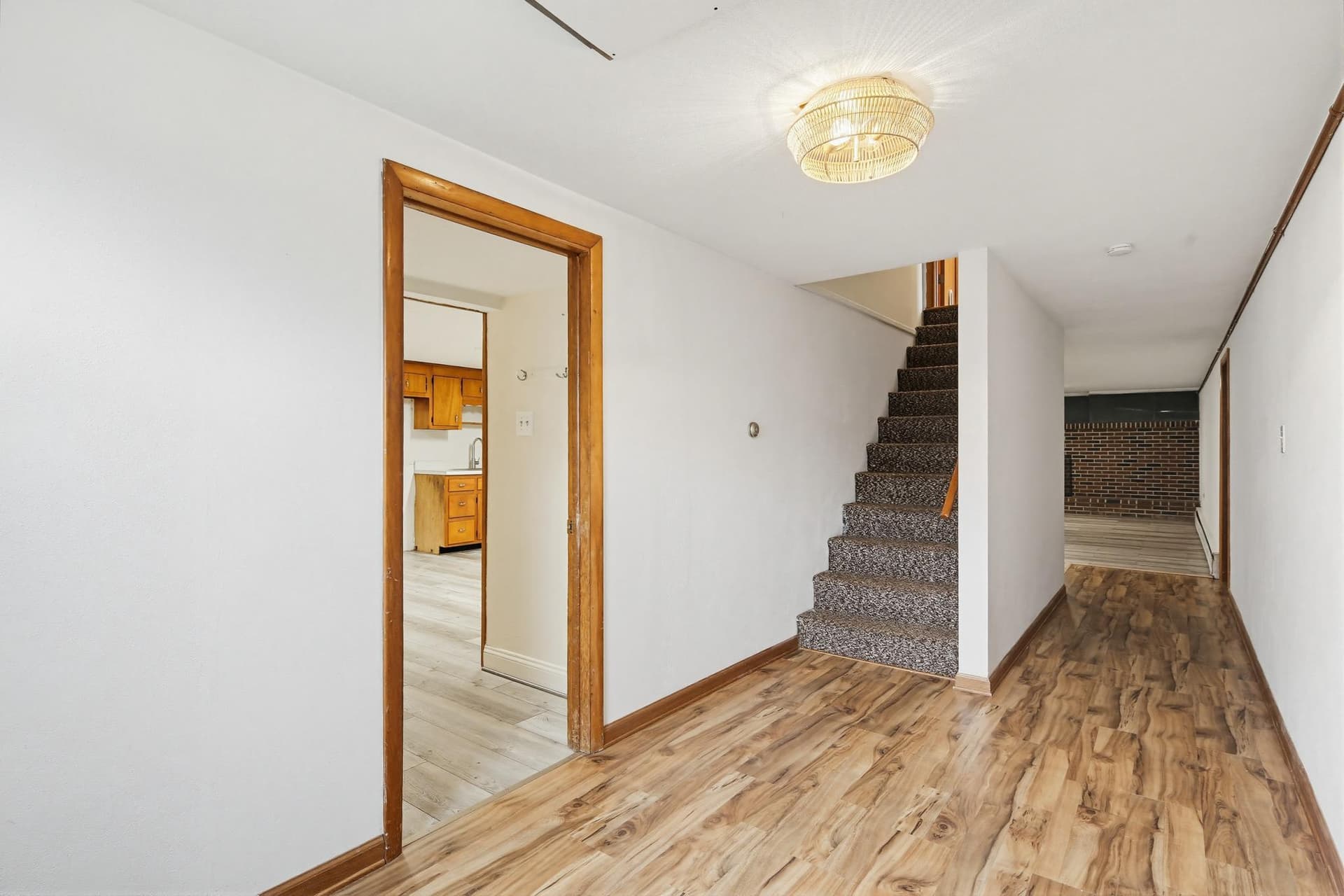 715 Franklin Avenue photo 44