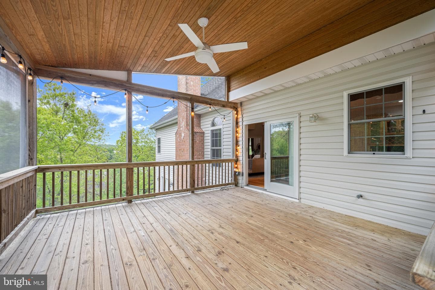 890 Sumner Court photo 21
